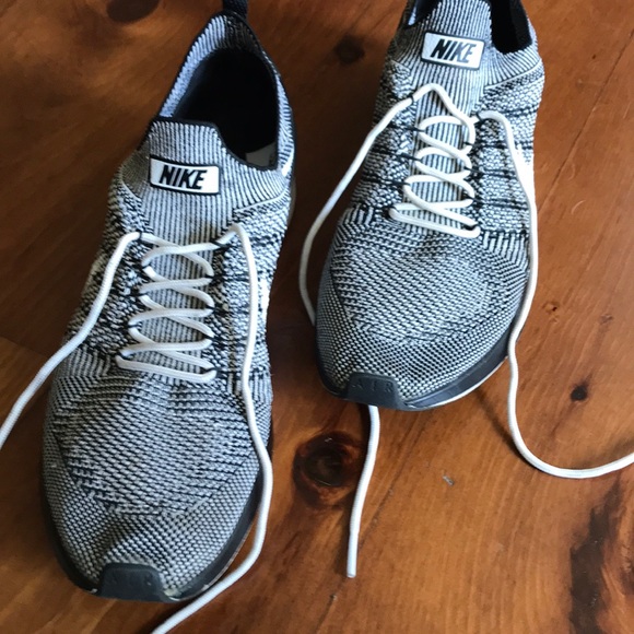 Nike Sneakers - Picture 2 of 4